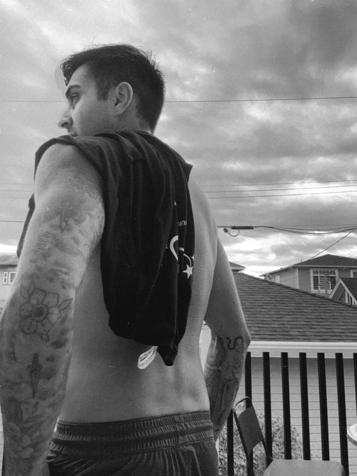 FITTED TANK TOP