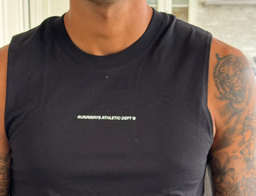 FITTED TANK TOP