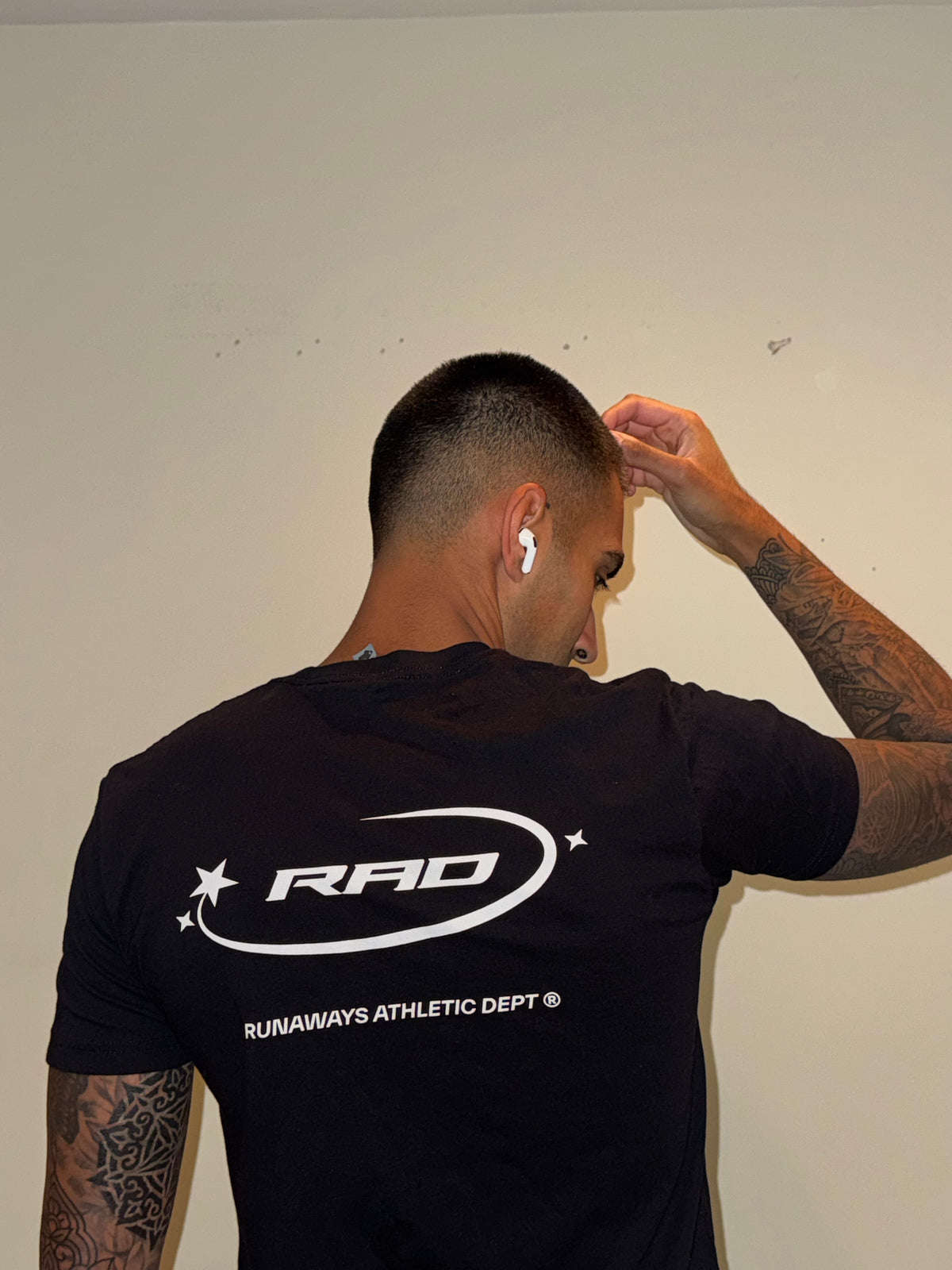 RUNAWAYS FITTED SHIRT
